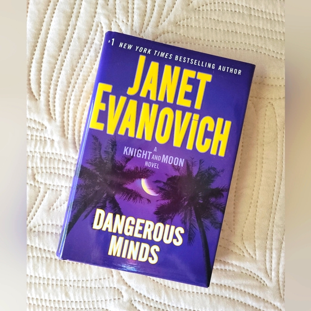 💜EVANOVICH Dangerous Minds💜